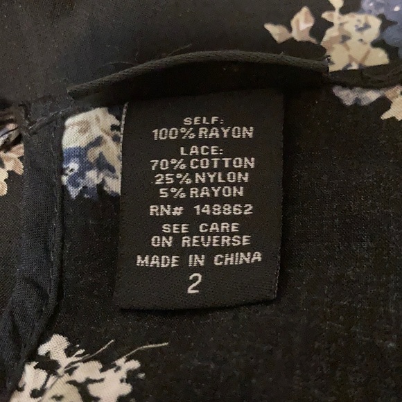 Sale 5 For $25 Torrid Blouse - Picture 9 of 9